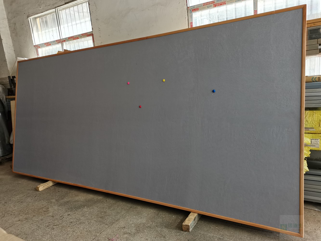 厂家订制教学文化墙板背景墙布面板书法毛毡板家用相片展示板